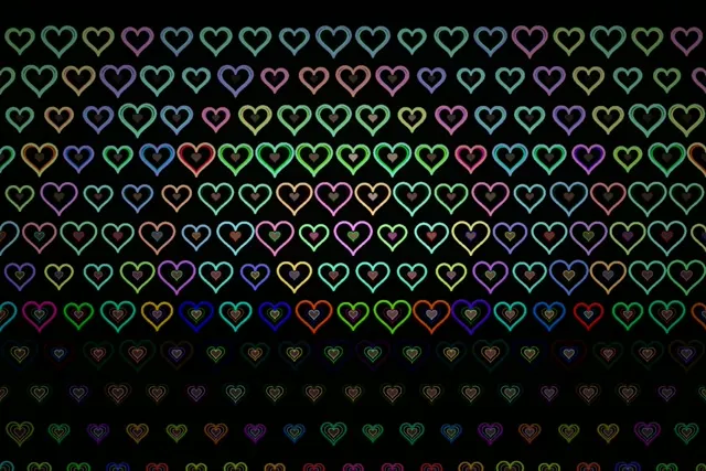 3:2 Surface | Neon Hearts 60fps Screensaver Live Motion