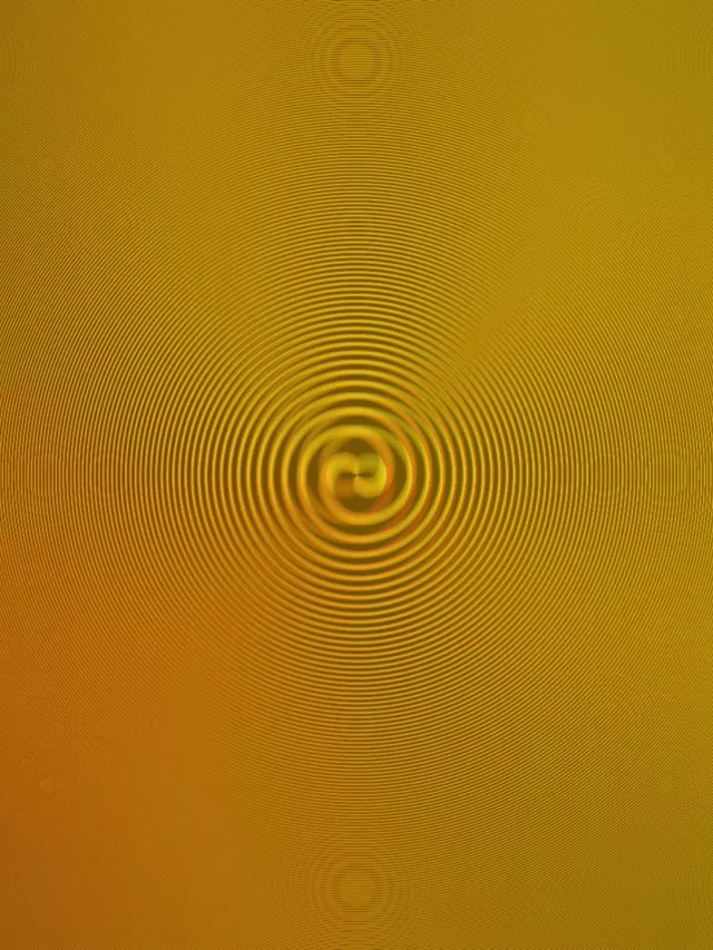 3:4 iPad Portrait 60FPS Yellow-Orange Vortex Screensaver | VJ Motion Animation