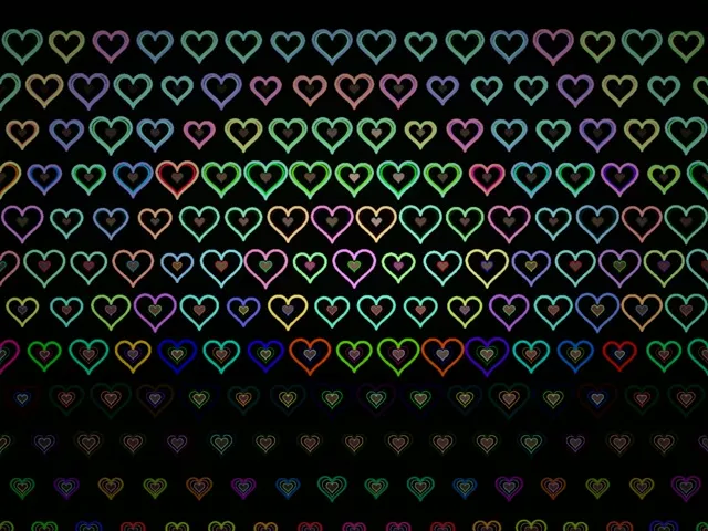 4:3 Classic | Neon Hearts Colorful 60fps Screensaver VJ