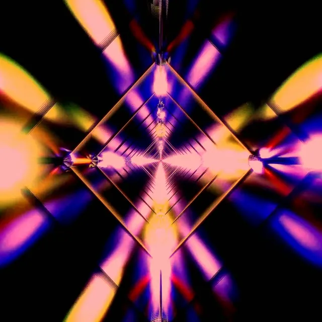 Diamond Tunnel Rays | Square 60fps Neon VJ Screensaver